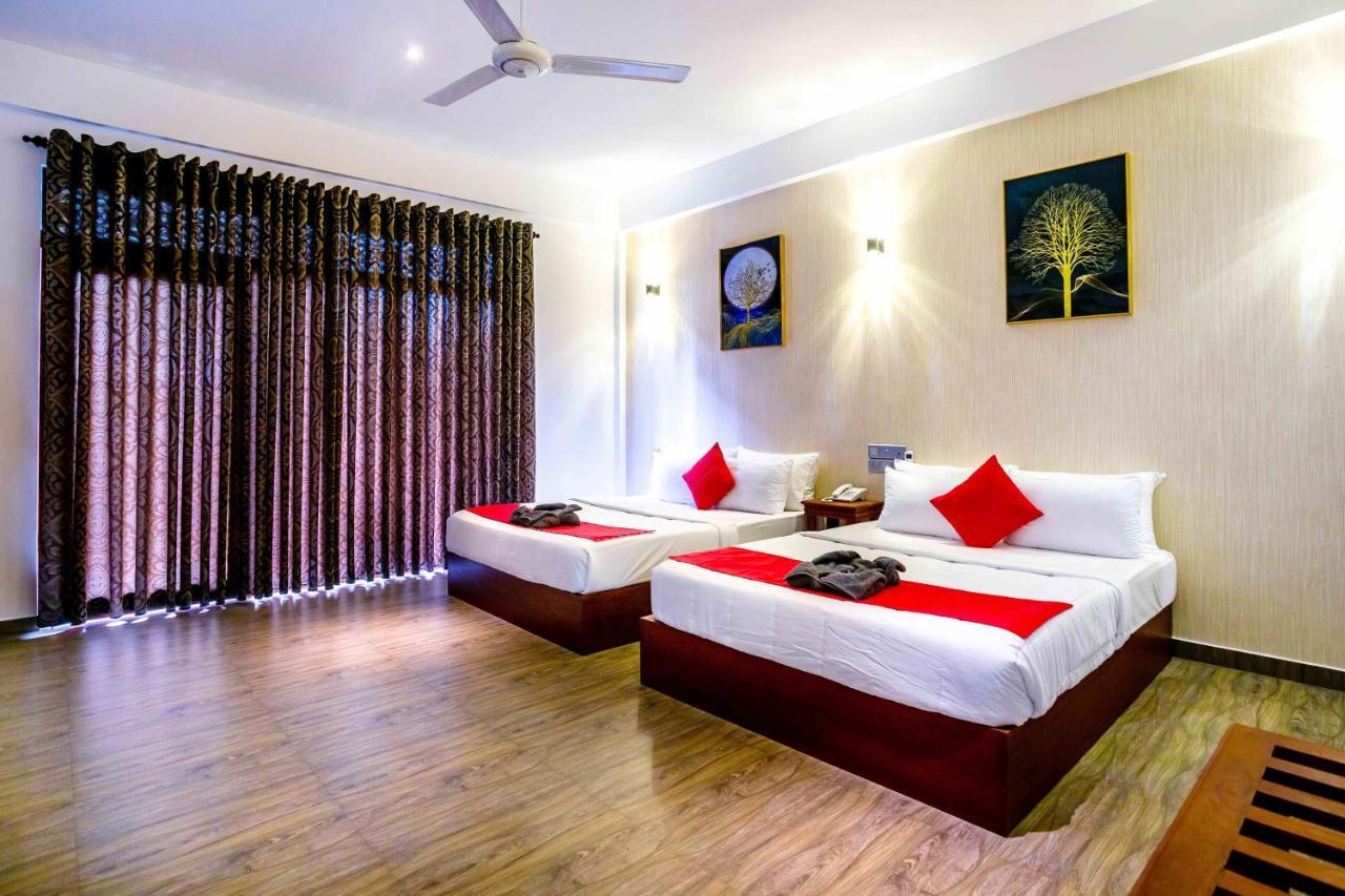 Polhena Grand Resort & Banquet Matara Ngoại thất bức ảnh