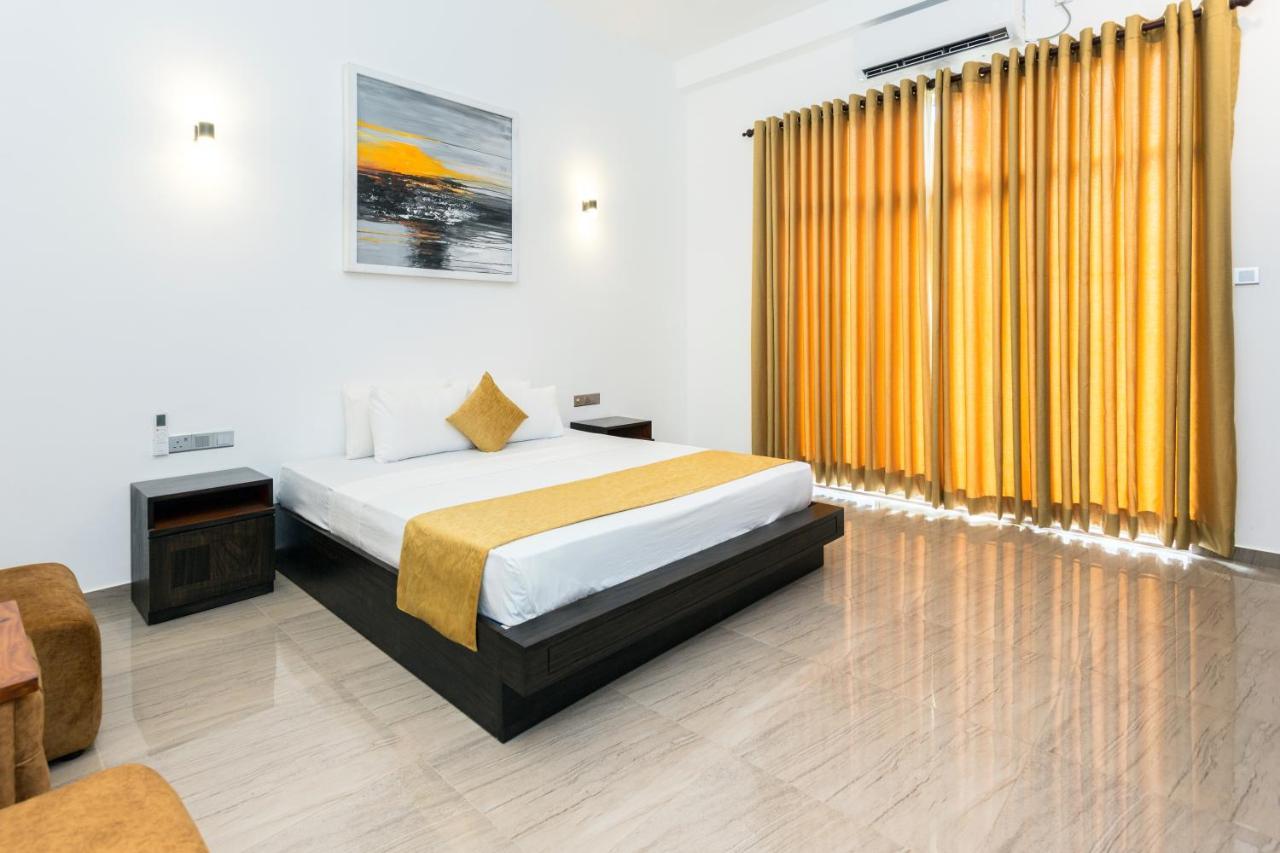 Polhena Grand Resort & Banquet Matara Ngoại thất bức ảnh