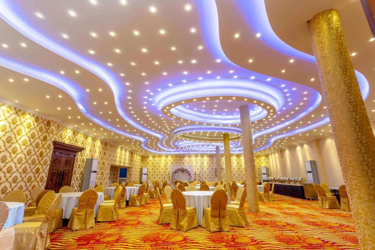 Polhena Grand Resort & Banquet Matara Ngoại thất bức ảnh
