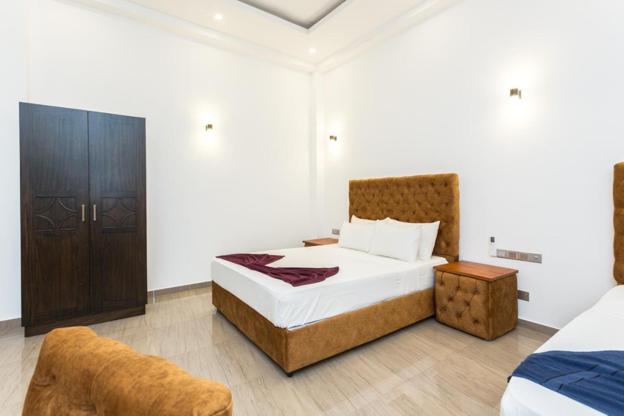 Polhena Grand Resort & Banquet Matara Ngoại thất bức ảnh