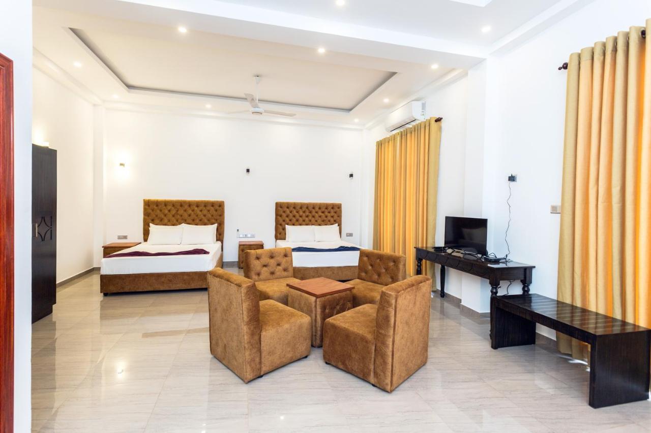 Polhena Grand Resort & Banquet Matara Ngoại thất bức ảnh