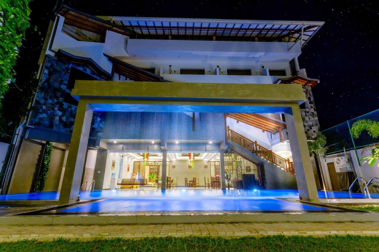 Polhena Grand Resort & Banquet Matara Ngoại thất bức ảnh